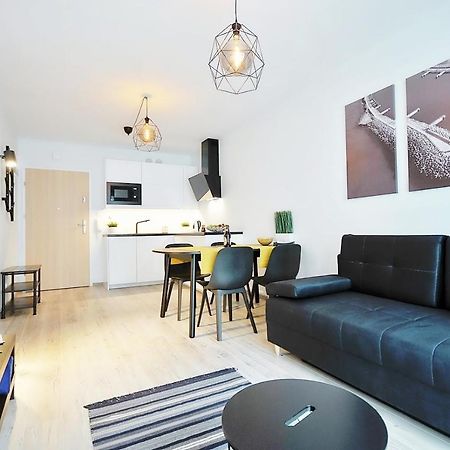 Apartament Andar Z Miejscem Parkingowym Kołobrzeg Extérieur photo