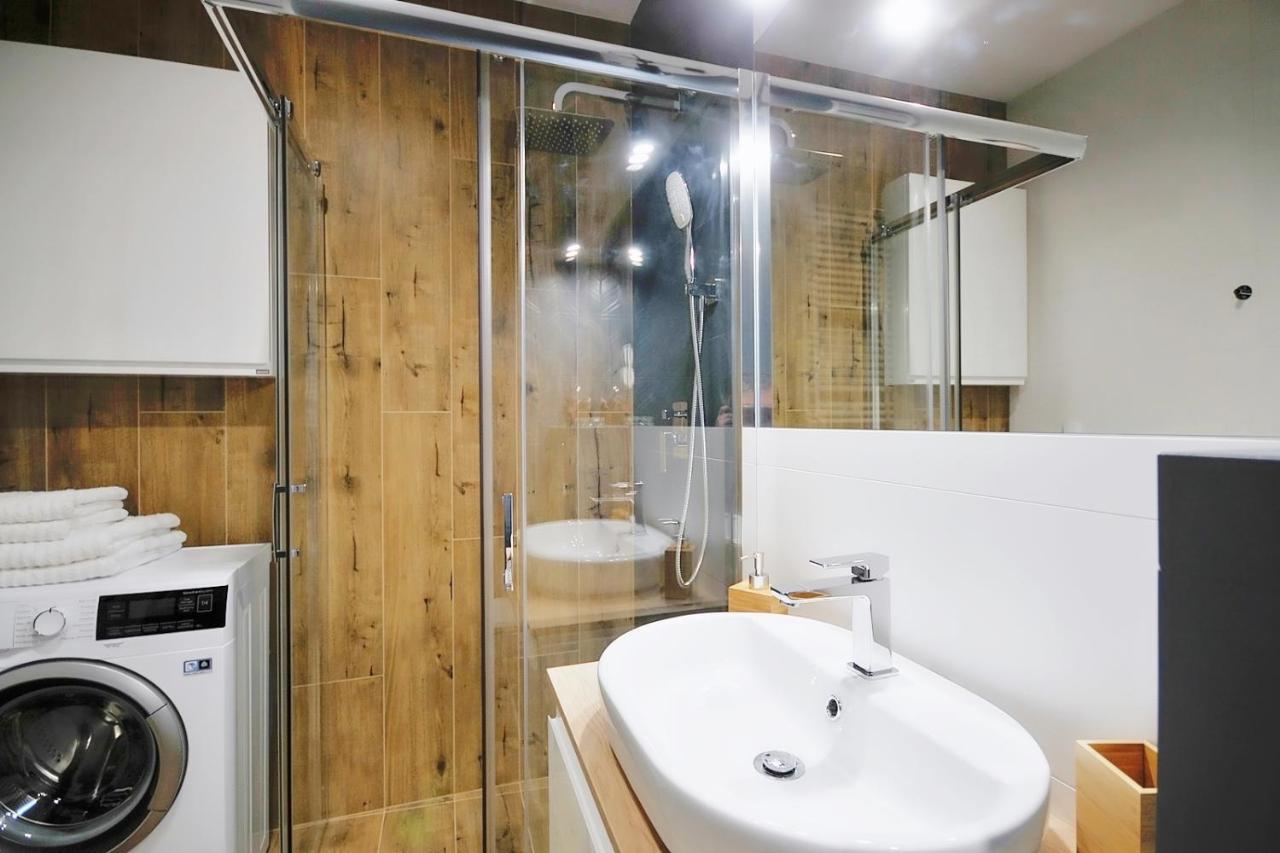 Apartament Andar Z Miejscem Parkingowym Kołobrzeg Extérieur photo
