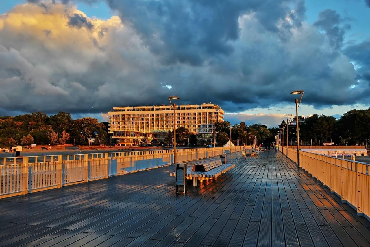 Apartament Andar Z Miejscem Parkingowym Kołobrzeg Extérieur photo